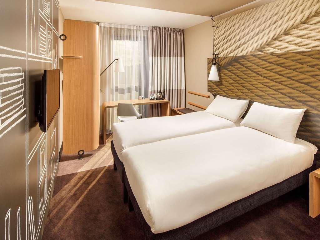 Hotel Ibis Station 3*